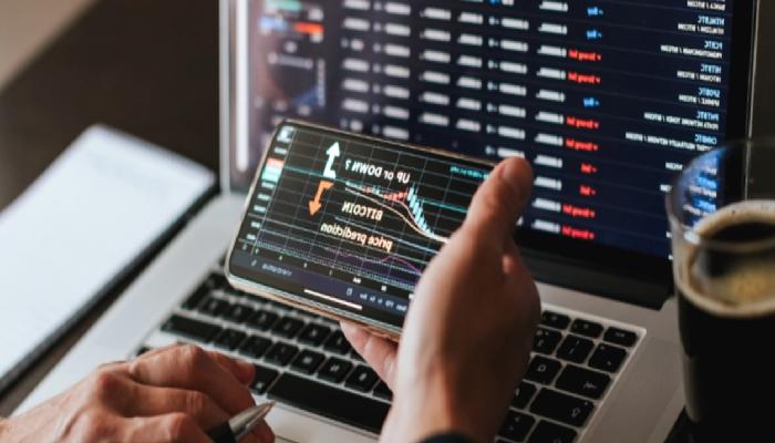 Bitcoin, Dikkatleri Üzerine Çekiyor