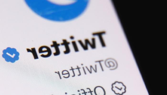 Chrome Eklentisi, Twitter’a 8 Dolar Ödeyenleri Açığa Çıkarıyor