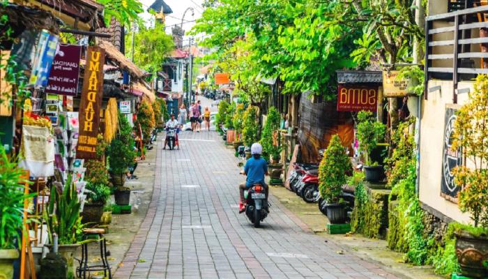 Bali’de Turistlere Kripto Yasağı, Tartışmalara Yol Açtı