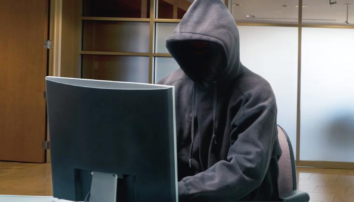 Bu Altcoin Hacklendi: Coinler Çalındı, Fiyat Çakıldı!