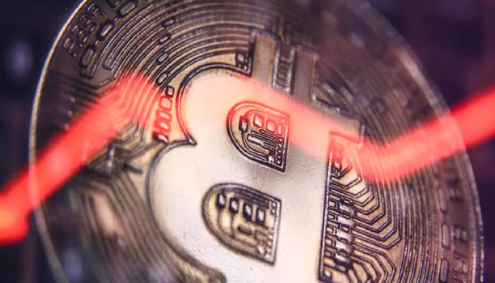 Varsayımlarıyla Ünlenen 4 İsimden Bitcoin İçin Düşüş Uyarısı!
