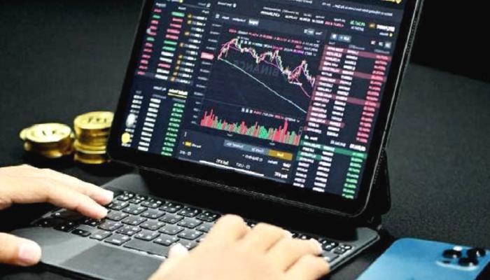 Ünlü Şirket AXS, LINK ve Bu 6 Altcoini Geri Çekti!