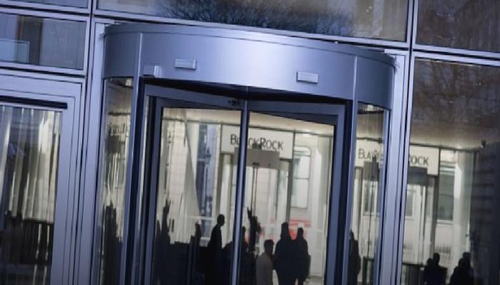 BlackRock CEO’su Bitcoin ETF’sinin Muhtemel Kabulünü Değerlendirdi