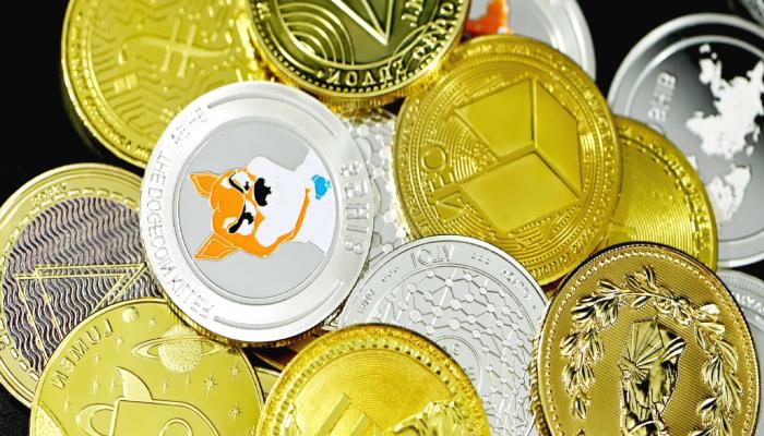 Dalgalar Kayaları Parçalıyor! Tanınan Altcoin Gözünü Bu Düzeye Dikti