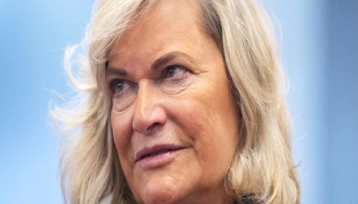 Senatör Cynthia Lummis, Coinbase davası için reddedenler ortasına katıldı