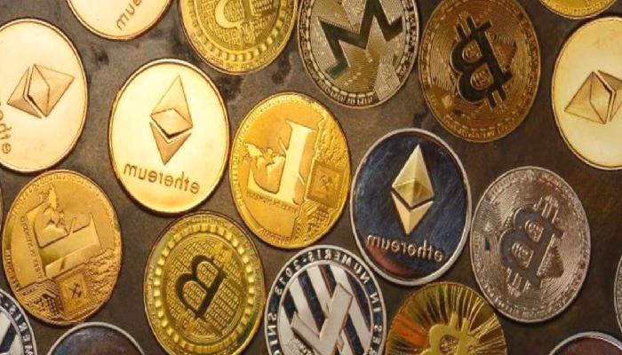XRP ve ADA kan kaybederken Bitcoin yatay seyrediyor
