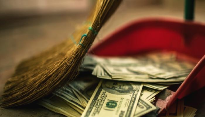 Uydurma temasa tıkladı: 24 milyon dolar çöpe gitti!