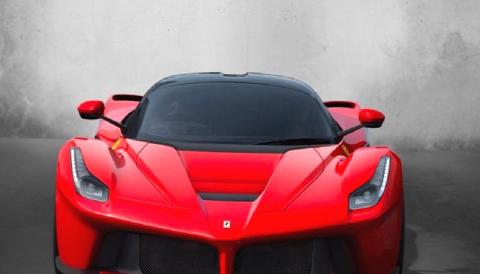 Ferrari gaza bastı: Kripto ödemelerini kabul ediyor!