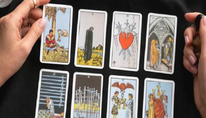 Tarot falıyla BTC fiyatı kestirim edilebilir mi?