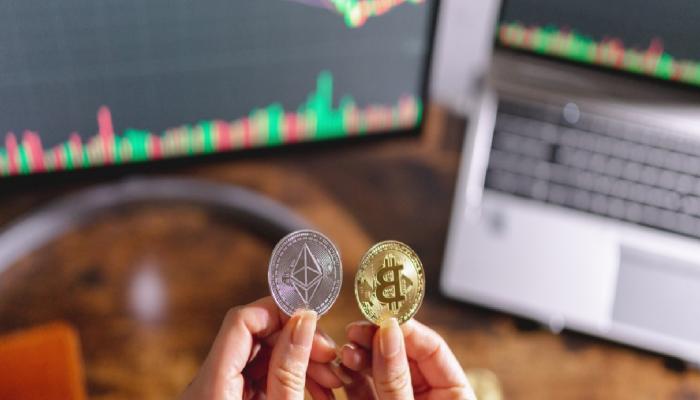 Tanınan analist, Ether ve BTC’yi karşılaştırdı